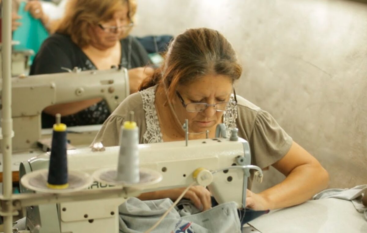 Rosario tendrá su primer mapa de costureras y modistas: buscan visibilizar el trabajo textil local