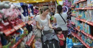 La clase media se reduce: 29 millones se sienten parte, pero solo 20 millones lo son por ingresos