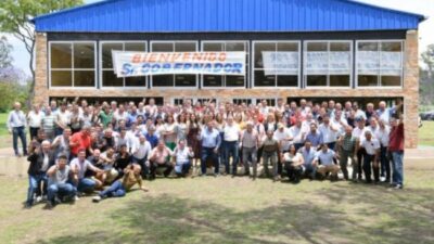 El gobernador de Tucumán se reunión con comisionados comunales para trazar los próximos dos años de gestión