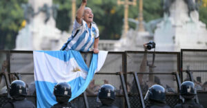 La oposición es la única interpelada