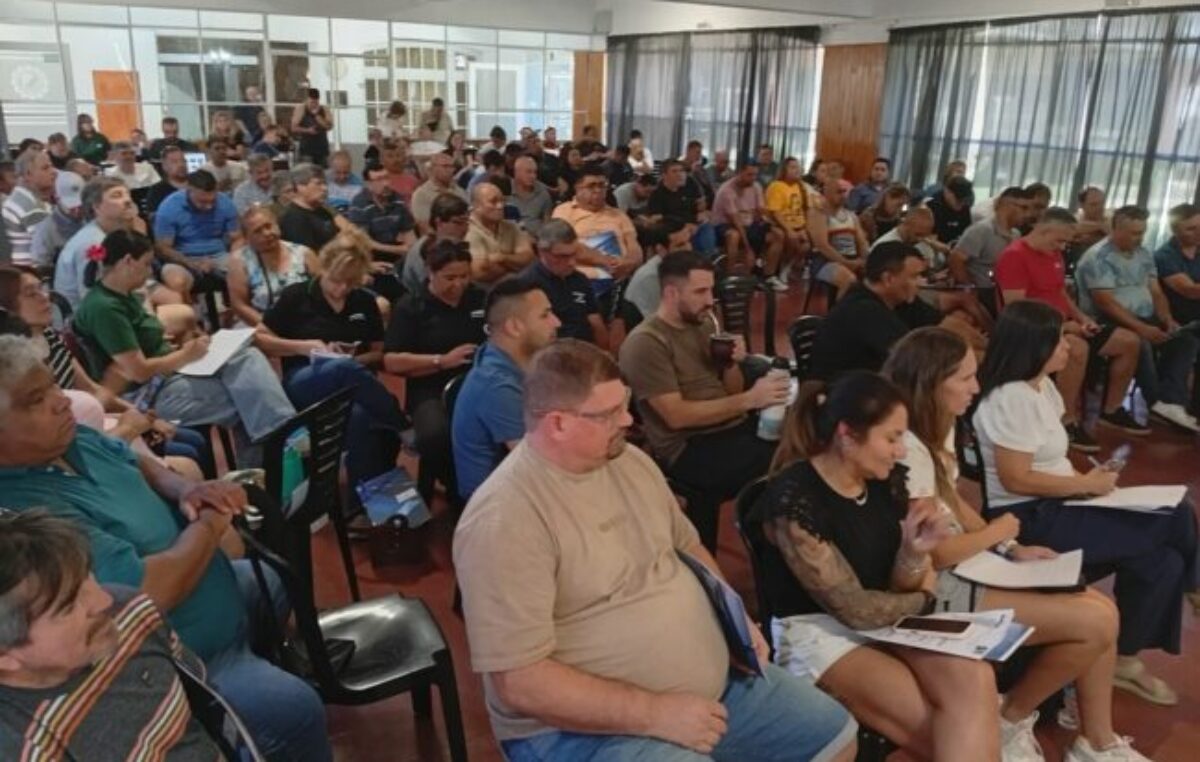 Santa Fe: En la defensa de los derechos de los trabajadores y trabajadoras municipales y comunales