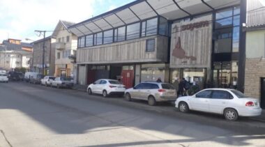 Bariloche: Trabajadores municipales del SOYEM reclaman bono, reapertura paritaria y evalúan acciones judiciales