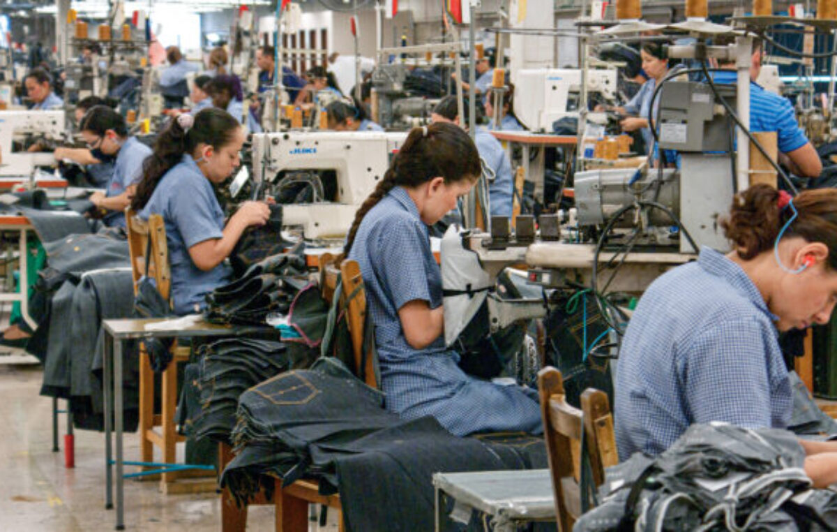 Cierra una empresa por hora y se pierden 394 puestos por día