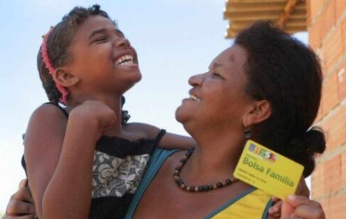 Lula: reducción de la pobreza está ligada a menor inflación y mayores salarios.