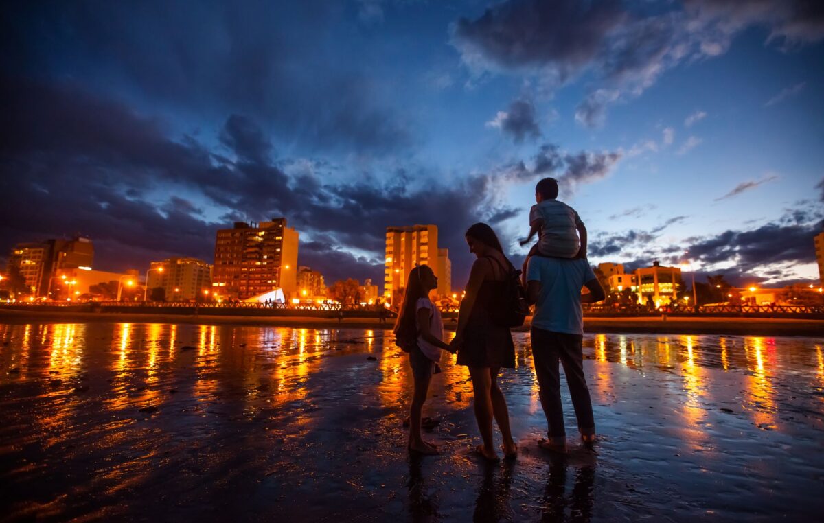 Puerto Madryn: el destino donde las playas sorprenden y el mar cobra vida