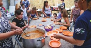 El 19% de las familias de Córdoba tiene que pedir ayuda para poder comer