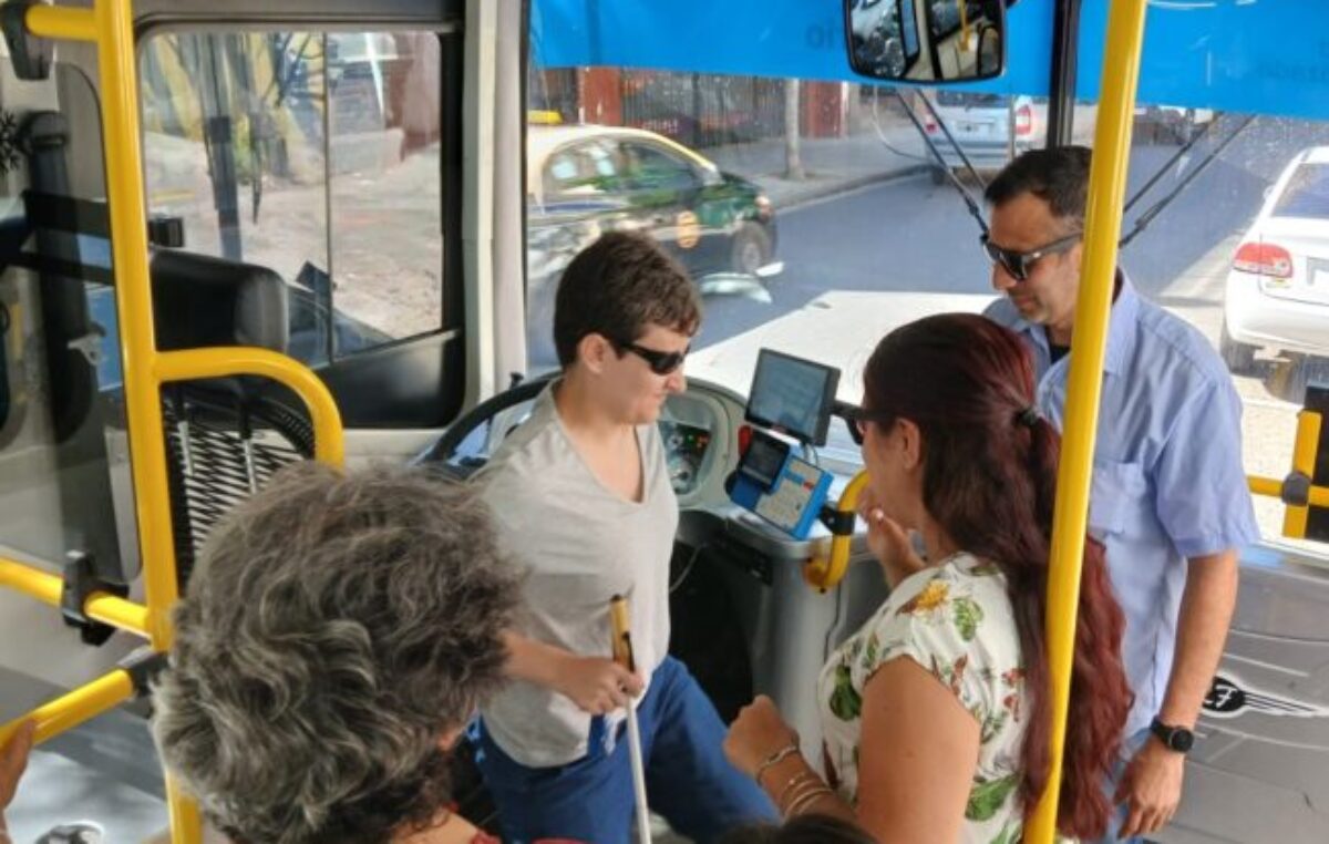 Rosario cuenta con el 100% de sus unidades de transporte urbano accesibles e inclusivas