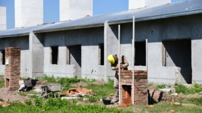 La construcción de las 135 viviendas en Tucumán ya supera el 44% de avance