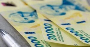 El salario sigue barranca abajo; la reforma laboral complica aún más el panorama