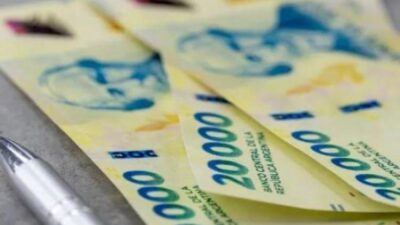 El salario sigue barranca abajo; la reforma laboral complica aún más el panorama