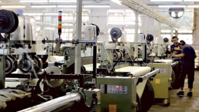 30 empresas menos y 400 despidos por día: la dura radiografía del empleo en la era Milei