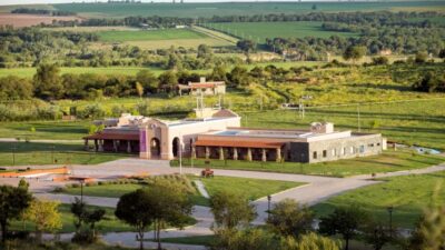 El pueblo serrano lleno de pulperías y caminos antiguos en el corazón de Argentina