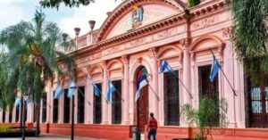 Caída de la coparticipación afecta a Misiones y activa el plan de austeridad en la provincia y los municipios