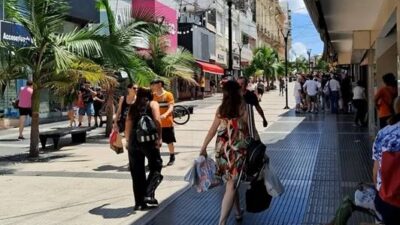“El parate es general”: crece la preocupación en el comercio de Paraná por caída de ventas, despidos y cierres