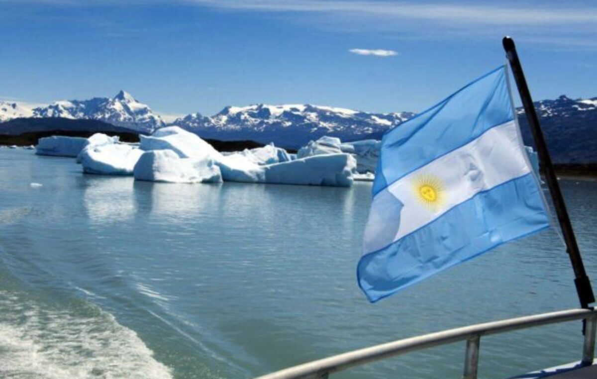 «Con la reforma propuesta a la ley, tanto los glaciares como el ambiente periglacial pierden su protección integral»