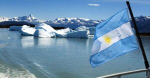 «Con la reforma propuesta a la ley, tanto los glaciares como el ambiente periglacial pierden su protección integral»