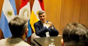 El Intendente de Córdoba contra Milei: “Destina todos los subsidios al transporte de los porteños”