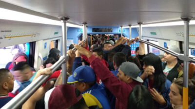 El ajuste de Milei descarrila el sistema ferroviario: vías muertas, colapso y trenes que no llegan