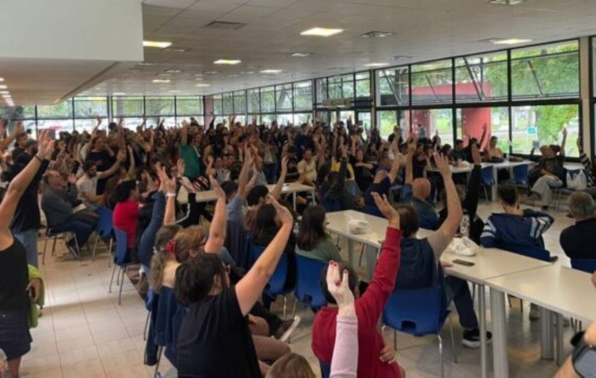 Un asamblea masiva en defensa del INTI
