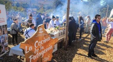 Villa Pehuenia Moquehue celebrará las 20 ediciones de la Fiesta Nacional del Chef Patagónico