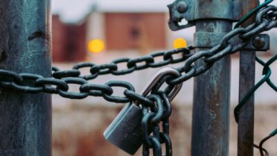 Ultimas imágenes del naufragio de la industria