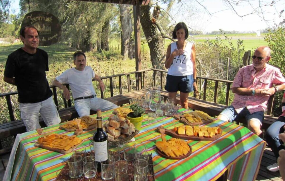 El pueblito bonaerense de 10 mil habitantes en el que podés recorrer la ruta del queso