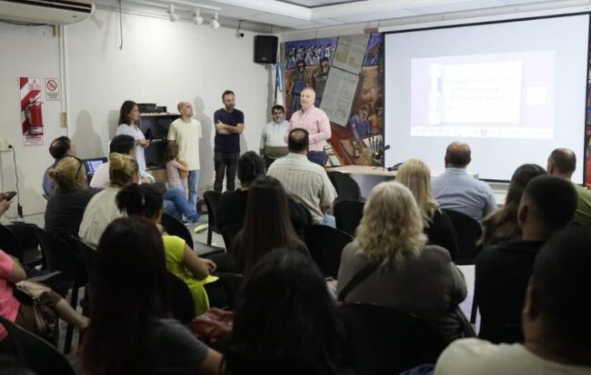 Villa María: Escuela de Cooperativa; el intendente Accastello participó del cierre del seminario “Claves para la Acción Cooperativa y Mutual”