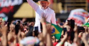 Brasil: Lula amplía la ventaja en la primera vuelta, pero el balotaje sigue abierto