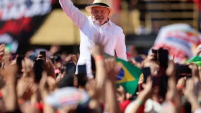 Brasil: Lula amplía la ventaja en la primera vuelta, pero el balotaje sigue abierto