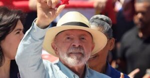 Lula llega con ventaja a la recta final